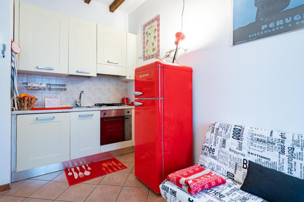 Parma Historic Center Apartment 7Min From Duomo Exterior foto
